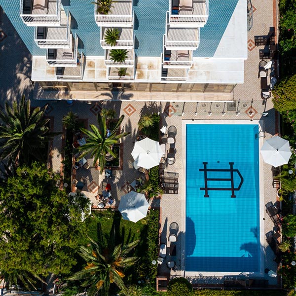hotel con piscina martinsicuro